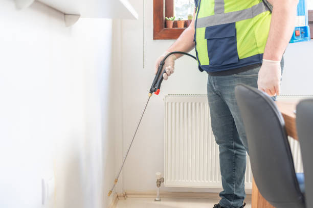 Best Exterminator Services  in Graymoor Devondale, KY